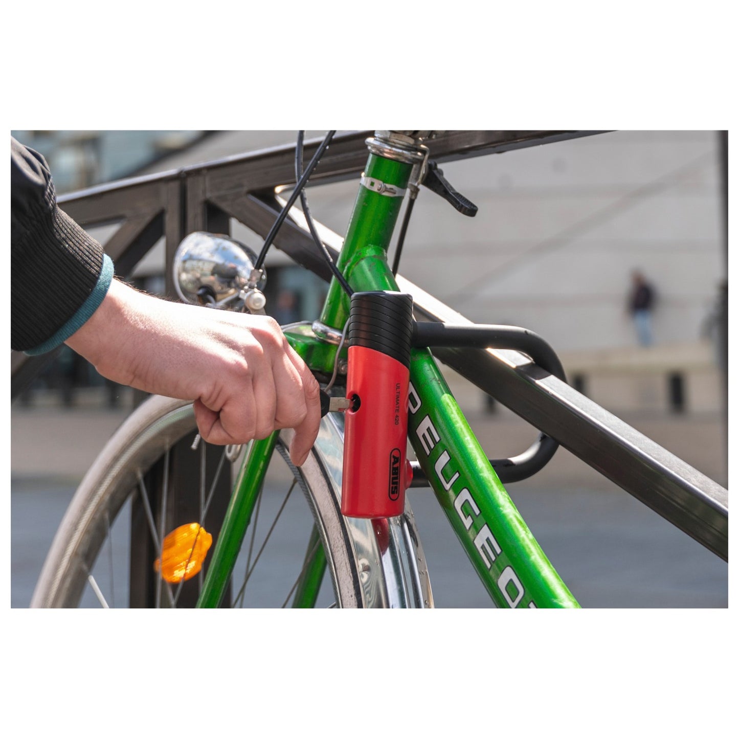 ABUS U-Lock Ultra 420K + Loop Cable